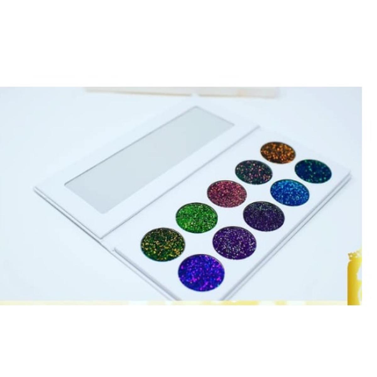 RAVIMA8217S BEAUTY EYESHADOW PALETTE 8211 DEUCES WILD